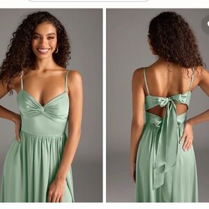 AZAZIE ZEYA Agave A-Line V-Neck Pleated Chiffon Dress Sz 8